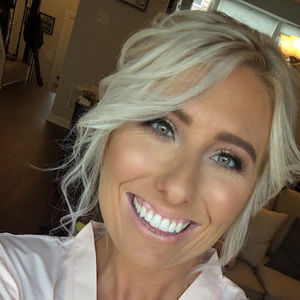 Meet your Posher, Katelyn